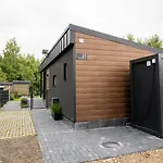 Appartement Luxus Schlaffass Und Tinyhouse Am Angeln Boot Sup Mit Sauna Und Jacuzzi