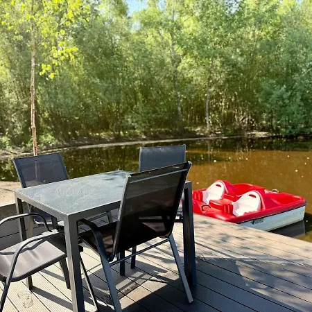 Luxus Schlaffass Und Tinyhouse Am Angeln Boot Sup Mit Sauna Und Jacuzzi