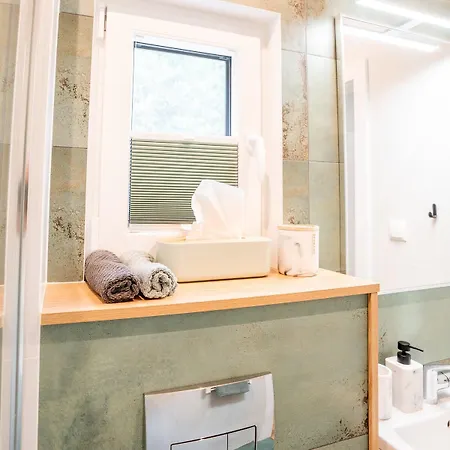 Luxus Schlaffass Und Tinyhouse Am Angeln Boot Sup Mit Sauna Und Jacuzzi *