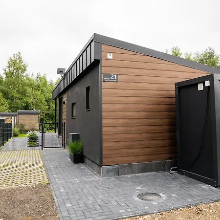 아파트 Luxus Schlaffass Und Tinyhouse Am Angeln Boot Sup Mit Sauna Und Jacuzzi