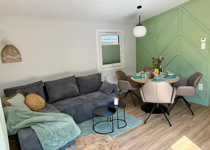 Luxus Schlaffass Und Tinyhouse Am Angeln Boot Sup Mit Sauna Und Jacuzzi *