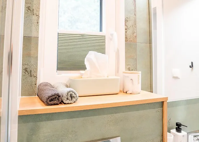 Luxus Schlaffass Und Tinyhouse Am Angeln Boot Sup Mit Sauna Und Jacuzzi *