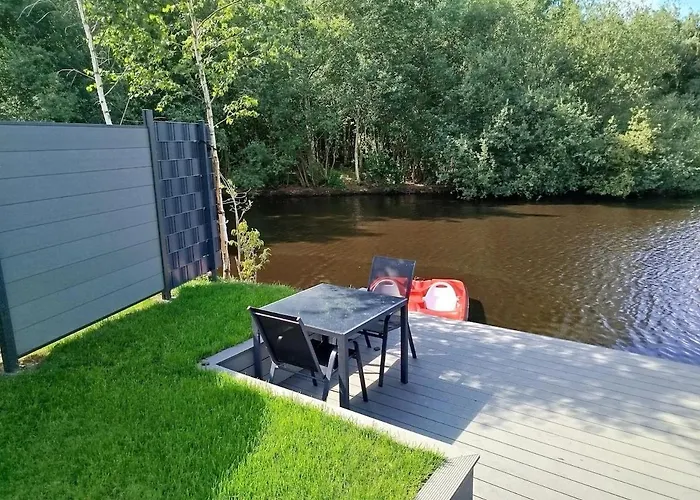 Apartman Luxus Schlaffass Und Tinyhouse Am Angeln Boot Sup Mit Sauna Und Jacuzzi *