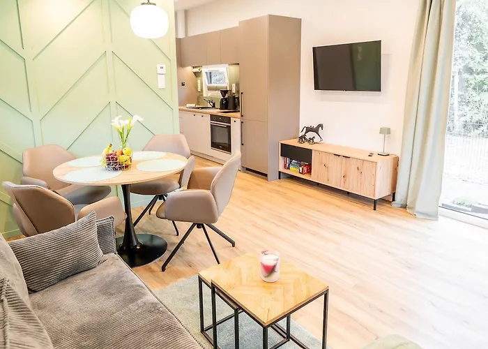 Apartman Luxus Schlaffass Und Tinyhouse Am Angeln Boot Sup Mit Sauna Und Jacuzzi