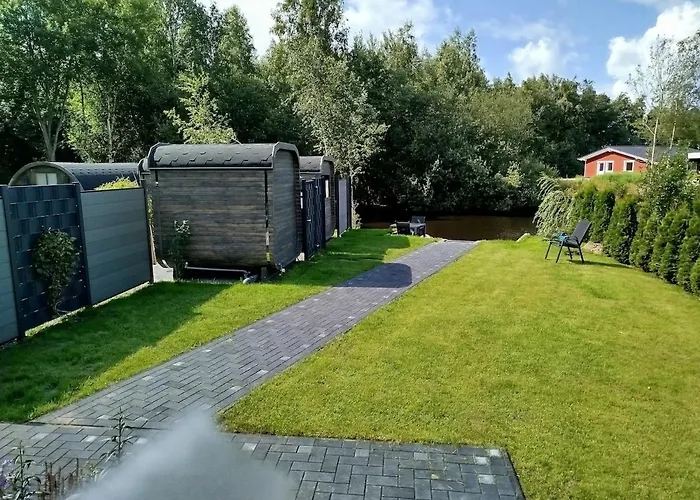 Apartman Luxus Schlaffass Und Tinyhouse Am Angeln Boot Sup Mit Sauna Und Jacuzzi